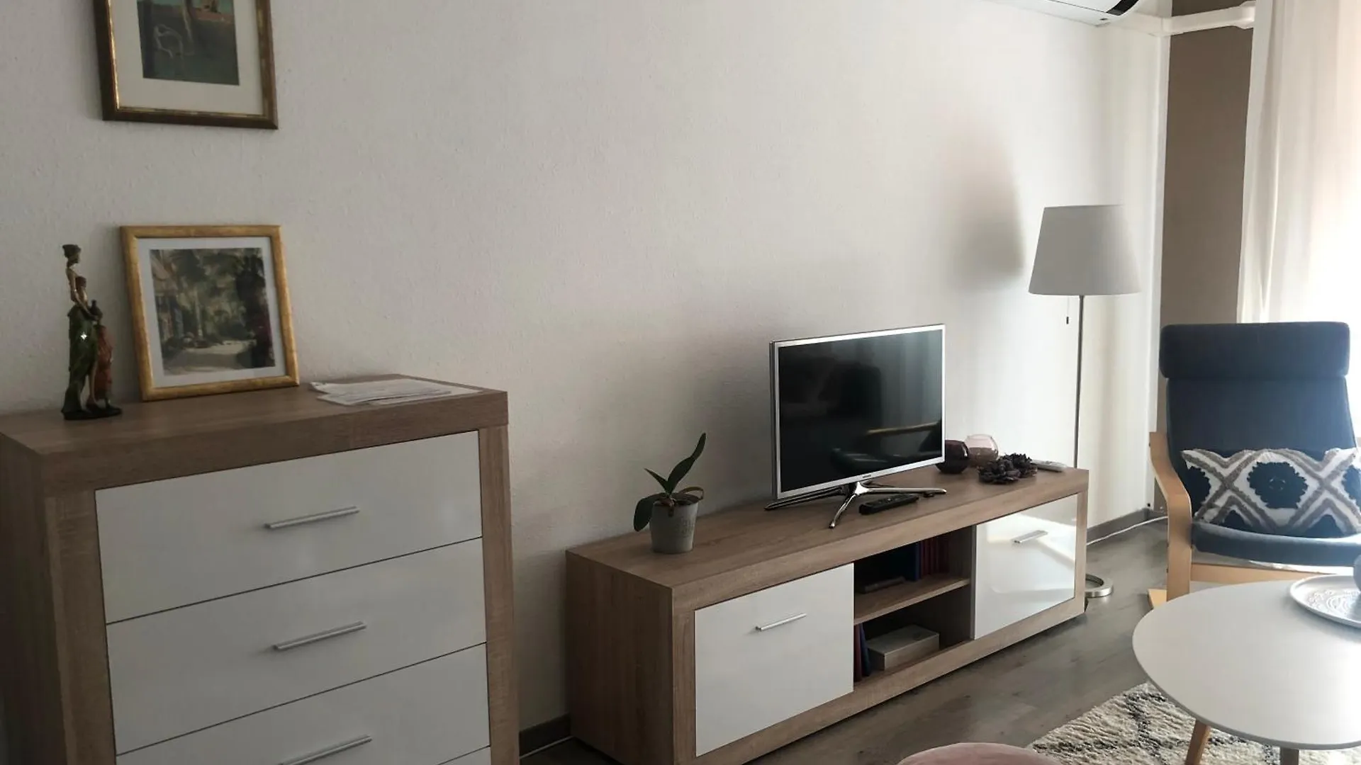 Design-S Apartment 4You Budapest Hungary